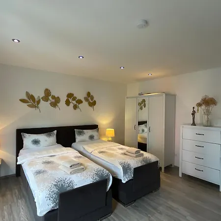 Apartment Helle, Großzügige Für Bis Zu 6 Personen *