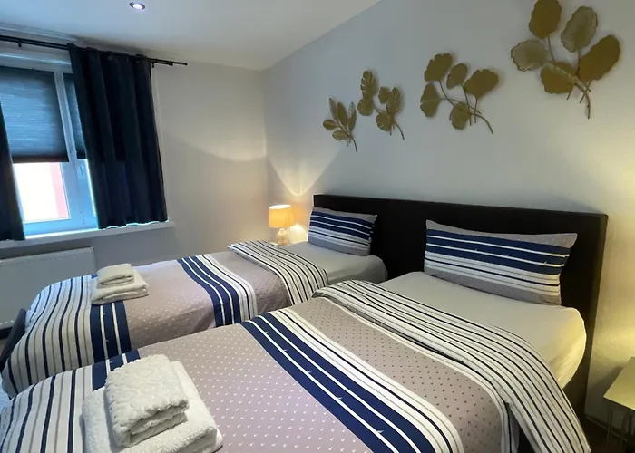 Helle, Grosszuegige Fuer Bis Zu 6 Personen Appartement Wuppertal